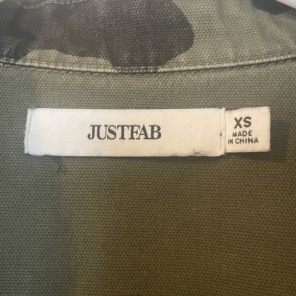 🎉HP🎉 JustFab Utility Twill Camo Jacket - Picture 6 of 6